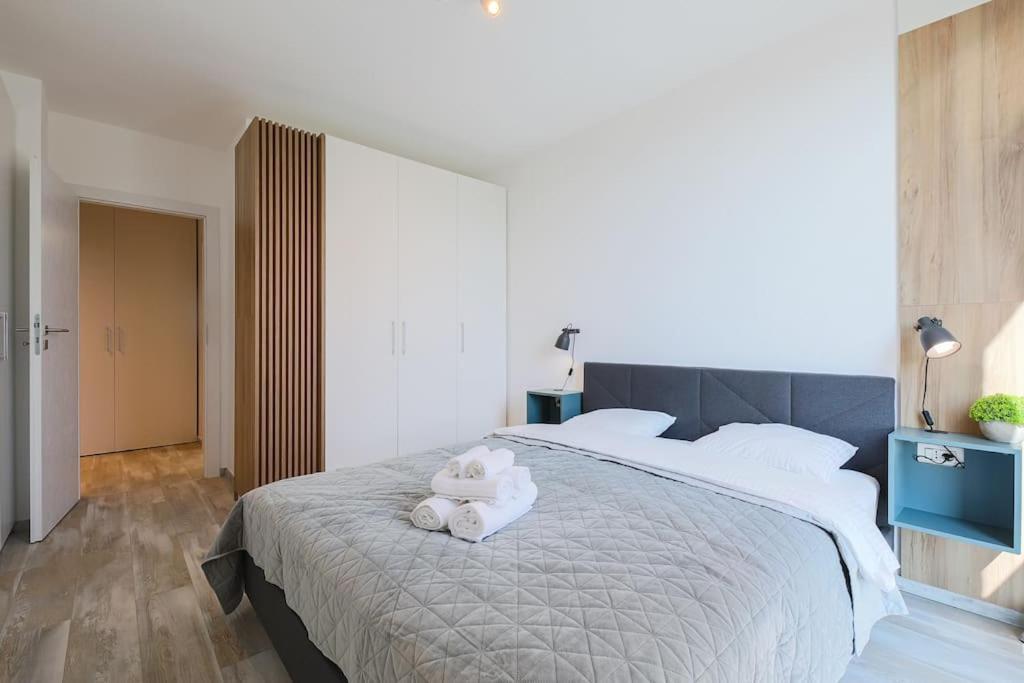 Luxury Apt. Near River & Parking Timisoara Luaran gambar
