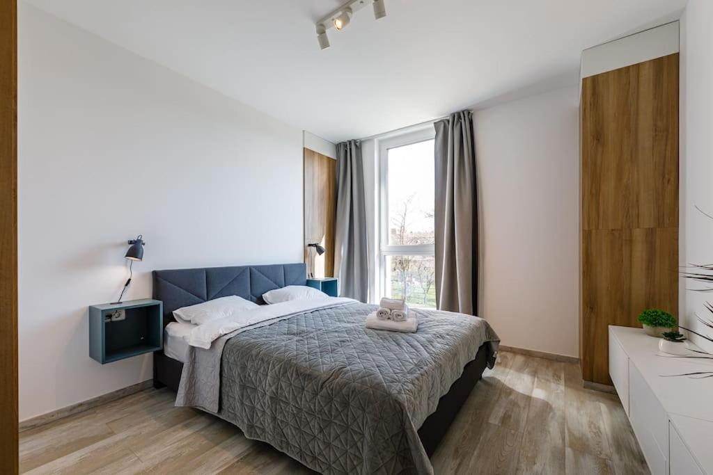 Luxury Apt. Near River & Parking Timisoara Luaran gambar