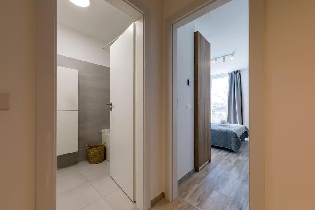 Luxury Apt. Near River & Parking Timisoara Luaran gambar